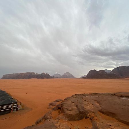Desert'S Soul Wadi Rum Ad Disah ภายนอก รูปภาพ