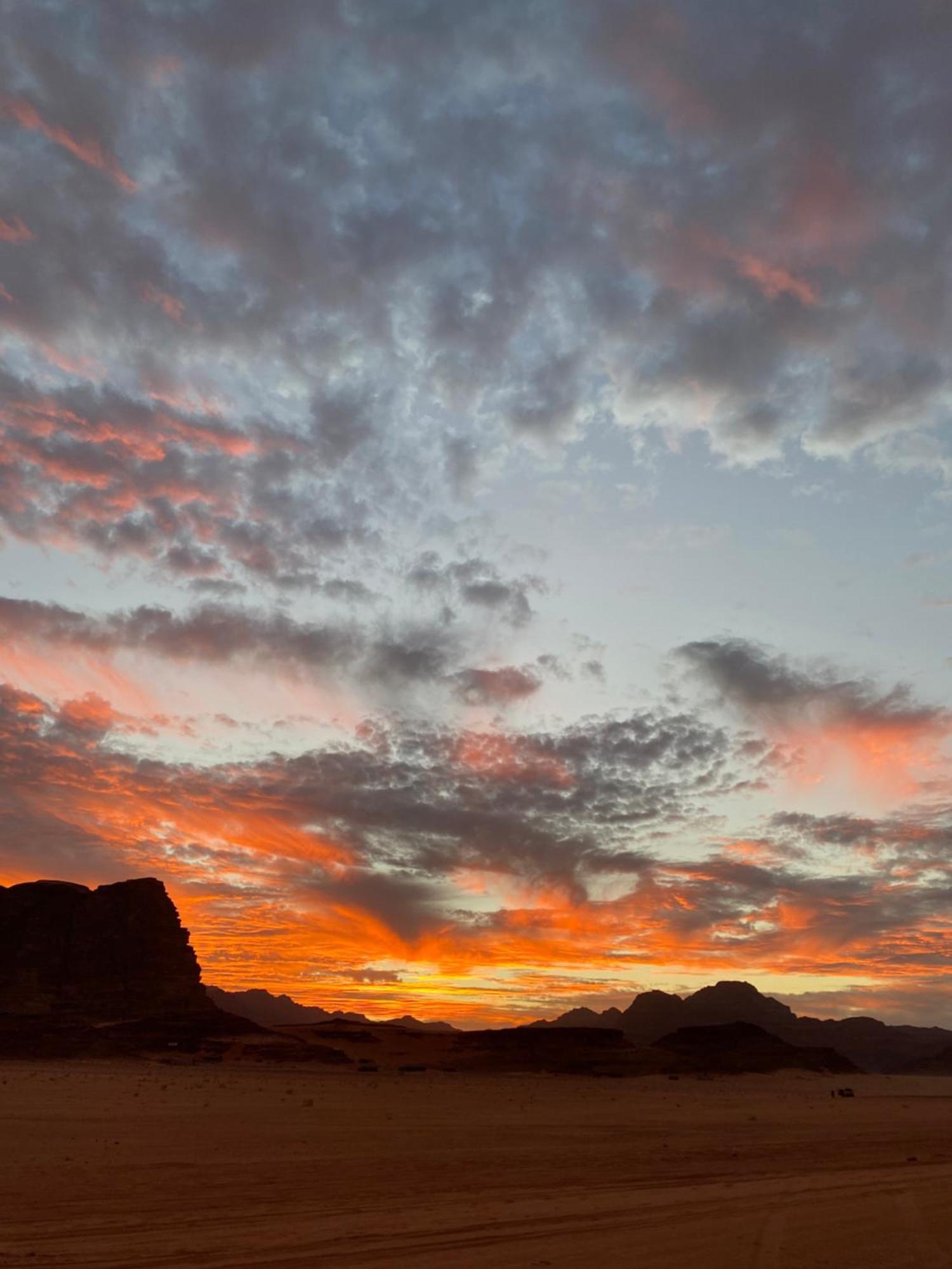 Desert'S Soul Wadi Rum Ad Disah ภายนอก รูปภาพ
